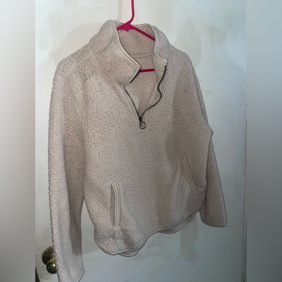 Women's Cream Sherpa Jacket - Picture 1 of 3